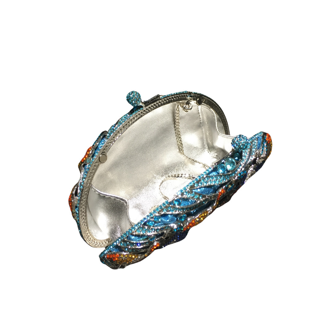 Nuevo paquete de diamante de flamenco transfronterizo bolsas de cena de animales bolsas tridimensionales europeas y estadounidenses bolsas de mano de diamante llenas de embrague n