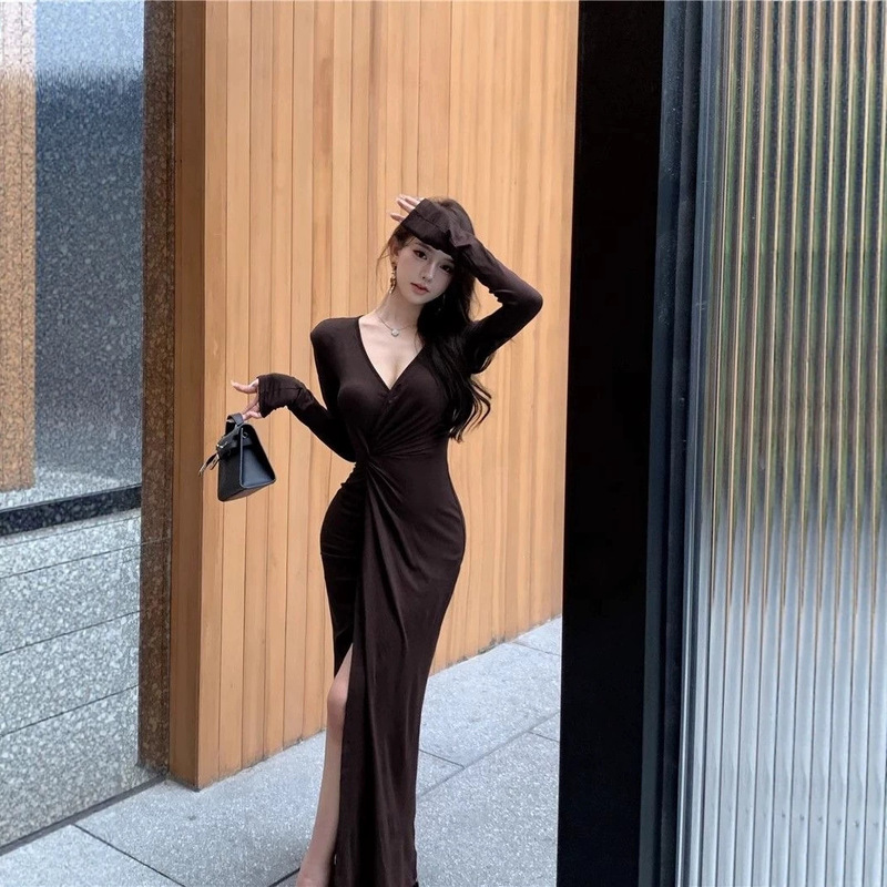 French-style pure desire V-neck twisted long-sleeve dress for women, slim-fit, slit long dress, elegant, waist-cinching, slimming, bodycon dress French-style pure desire V-neck twisted long-sleeve dress for women, slim-fit, slit long dress, elegant, waist-cinching, slimming, bodycon dress