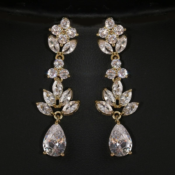 With zircon, copper, golden
