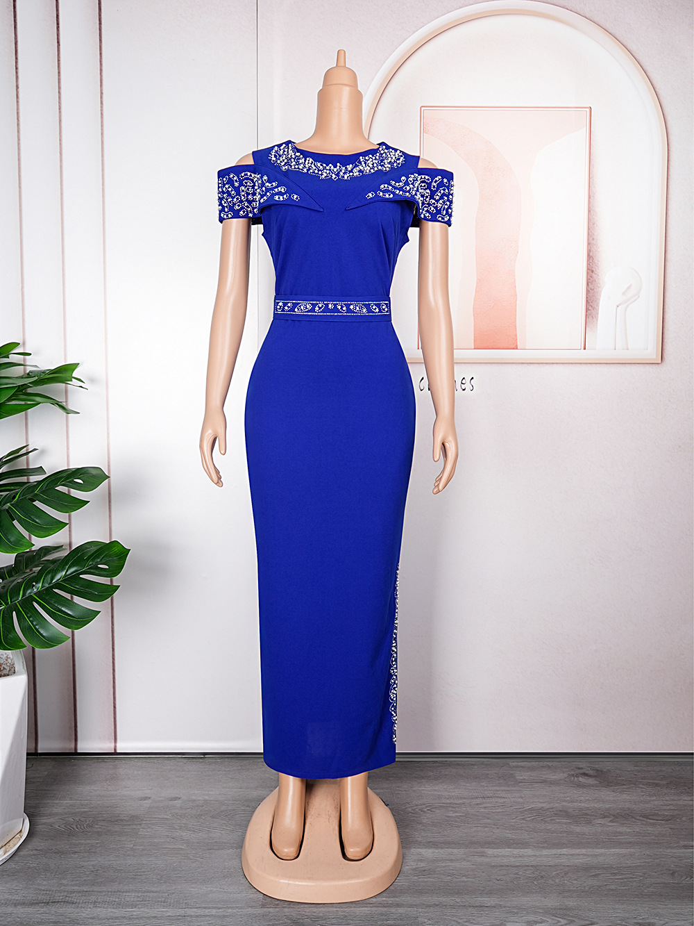Elegante vestido largo ajustado con diseño de diamantes de imitación y mangas estilo capa: moda africana de talla grande para el trabajo y la noche._voghion.com