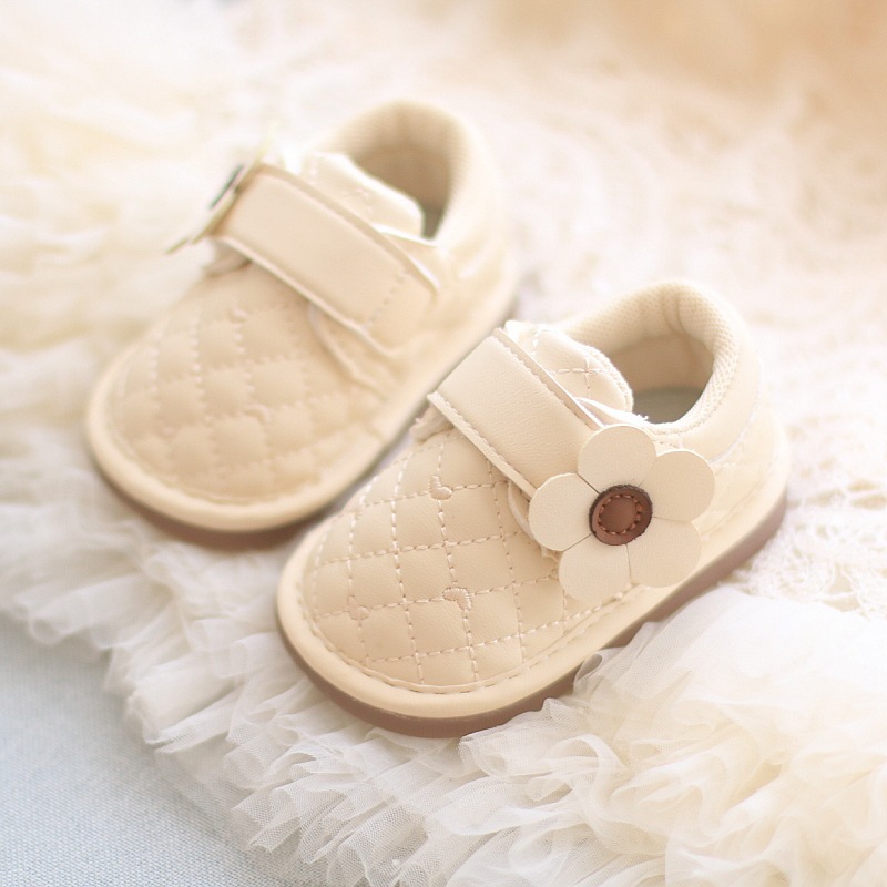 春秋季婴幼儿童鞋女宝宝可爱花朵软底叫叫学步鞋皮面包单鞋公主鞋|undefined