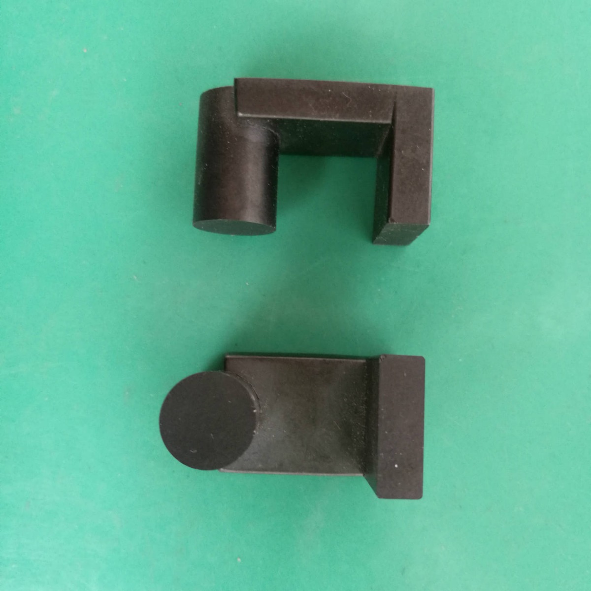 铁氧体磁芯UR7UR19.5URS10URS25URS7URS19.5UR10UR25磁芯骨架