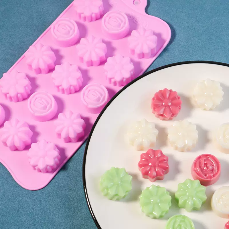 现货批发滴胶模具小花模具15连立体巧克力烘培蛋糕模具跨境专供