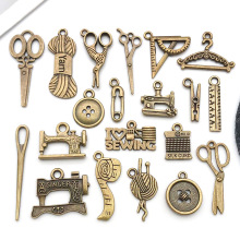 跨境热销复古合金缝纫机系列吊坠挂件diy钥匙手链项链饰品配件