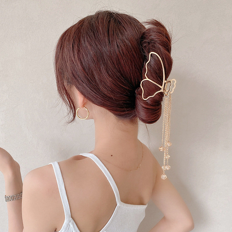 女性用メタルタッセルシャーククリップ、大型インターネットセレブヘアアクセサリー、ハイエンドヘアクリップ、後頭部ヘアピン卸売|undefined