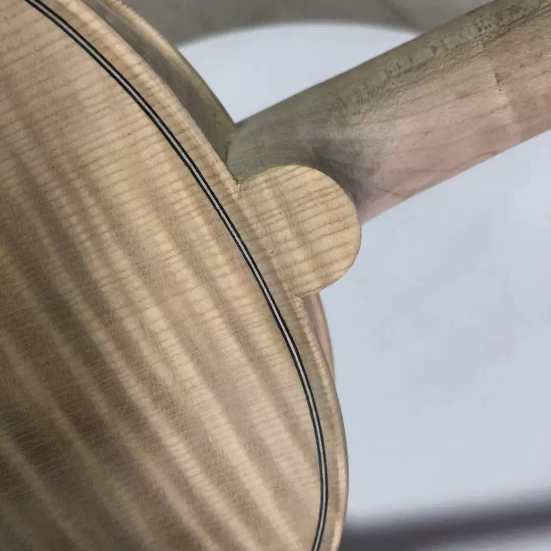 White embryonic single -board pattern violin single -board pattern violin white embryo unlicensed violin not completed violin