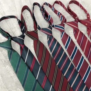 ��ɫ�l�y�Gɫ�tɫ�ִ��r���IjkУ���WԺ�L�r��Ů�b�������e��ʿ