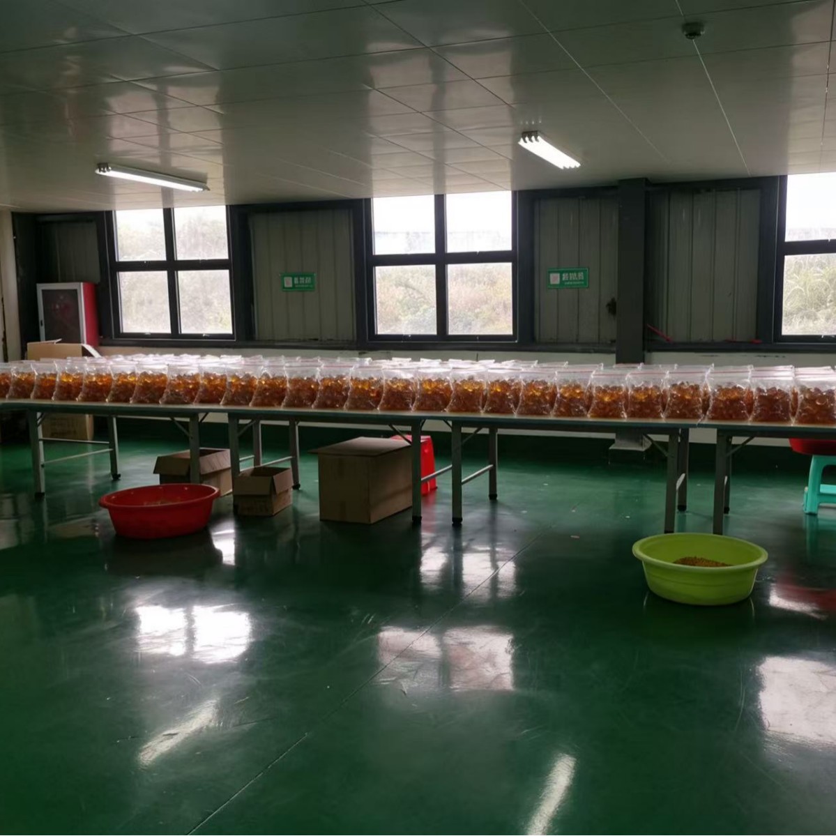 ピーチガム 業務用デザート ミルクティー 砂糖水工場 発泡食品原料 さまざまな仕様で安定した生産量