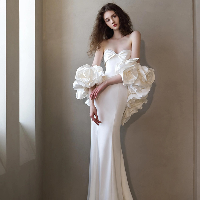French Style Travel Light Wedding Dress Flower Bride Simple Fishtail Out-of-house Yarn High-end White Satin Dress for Dinner Women