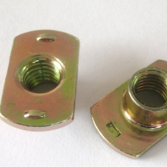 汽车配件汽车装饰件五金配件宁波压铸厂汽车车贴汽车五金配