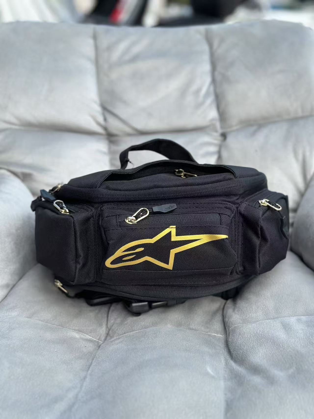 새로운 블랙 골드 탑(레이저/워셔블 라벨/ykk 지퍼)