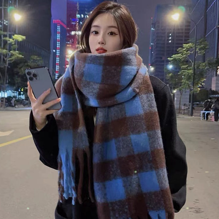 Karierter Schal in Schwarz und Weiß, verdickte Farbe, warmer Schal mit Fransen_voghion.com