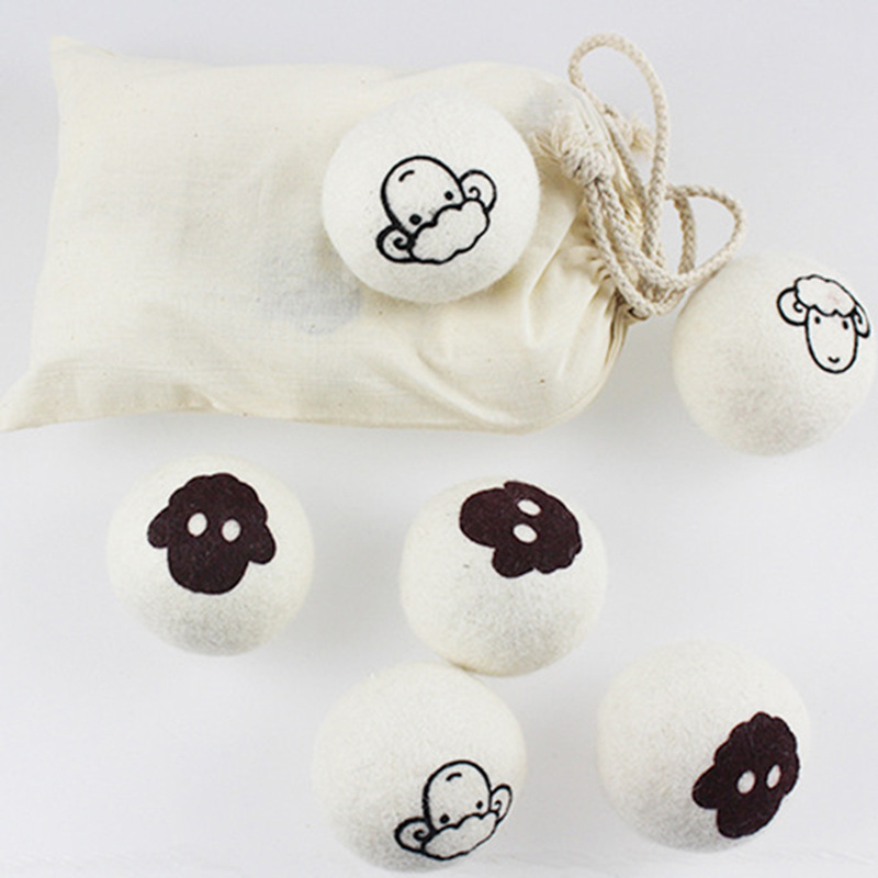 Processing and Customizing Drying Wool Felt Balls New Zealand Wool Wrinkle Removal Laundry Accelerated Drying and Water-Absorbing Wool Felt Balls