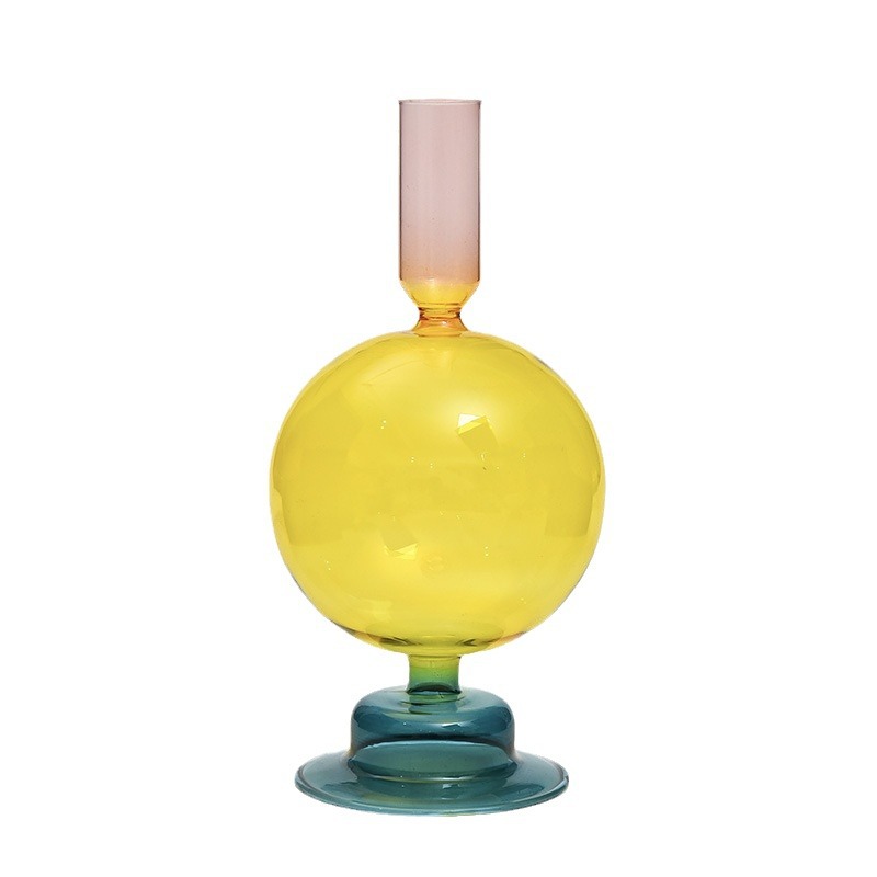 Creativo candelabros de vidrio de color de estilo europeo, adornos para el hogar, accesorios de tiro de boda, fábrica de candelabros de color de contraste retro al por mayor
