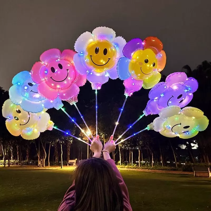 夜市摆摊发光手持夹片气球哪吒手持铝箔拉布布气球儿童地摊小商品