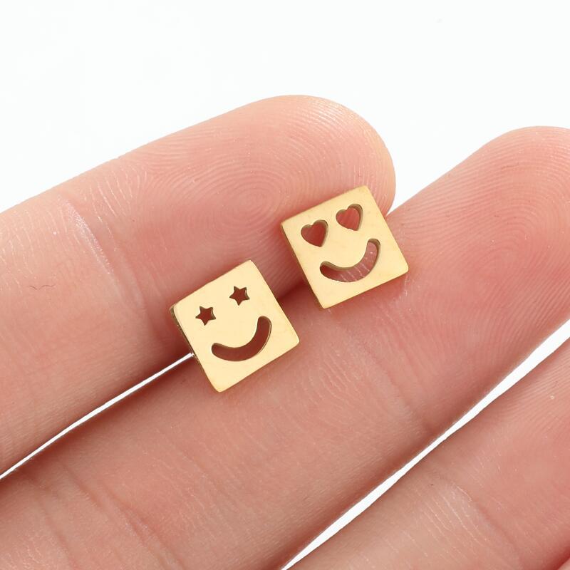 1 Pair Fashion Heart Shape Smiley Face Wings Stainless Steel Plating Hollow Out Ear Studs display picture 4