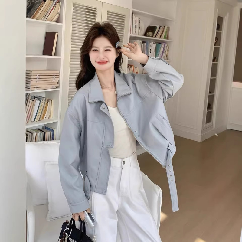 Women's Leather Jacket 2026 Spring New Style Loose Fit Turn-Down Collar Commuter Style High-End Fashion Slimming Top for Petite Figures Women's Leather Jacket 2026 Spring New Style Loose Fit Turn-Down Collar Commuter Style High-End Fashion Slimming Top for Petite Figures