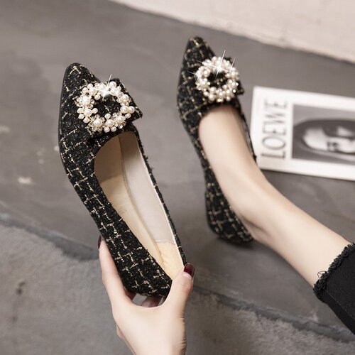 2025 Spring New Korean Style Flat Shoes with Pointed Toe, Open Mouth, Pearl Button, Single Strap, Women's Flat Shoes for Sale