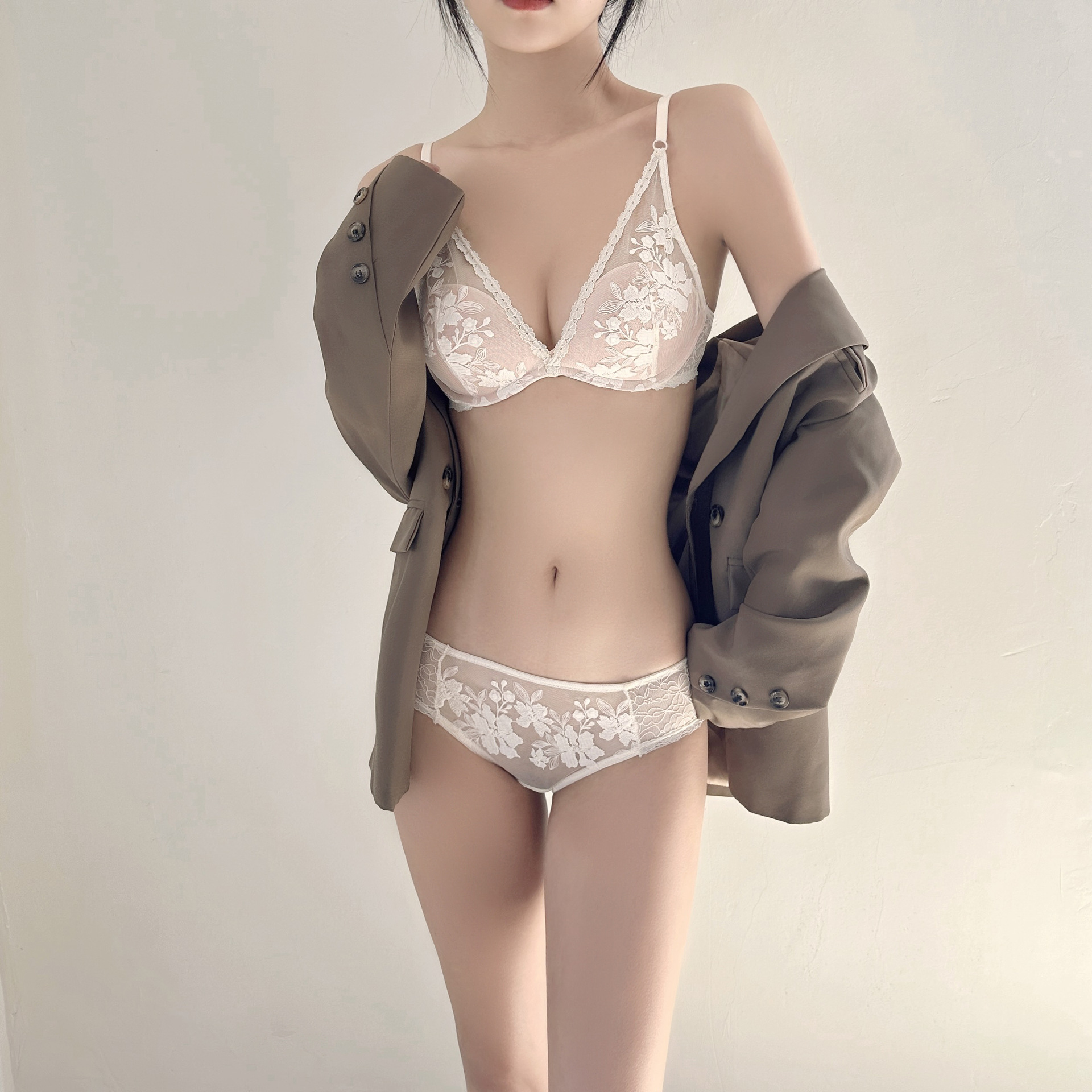 79ae8d18-6f84-441e-8cde-f313f3
