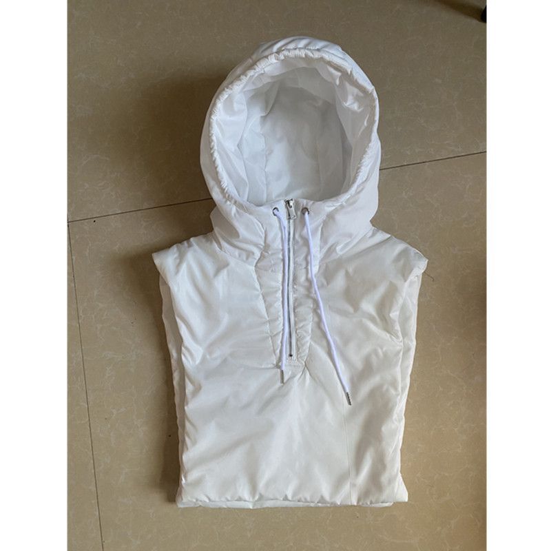 흰색 폭발 모자