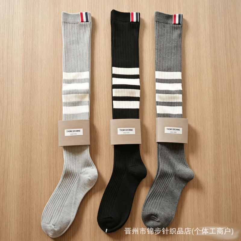 TB four-stripe mid-calf socks with fabric label, cotton over-the-knee socks, JK women's trendy striped Japanese-style calf socks TB four-stripe mid-calf socks with fabric label, cotton over-the-knee socks, JK women's trendy striped Japanese-style calf socks