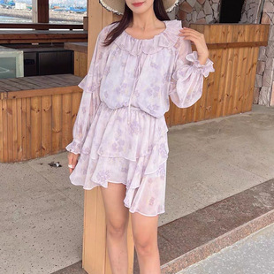 �F؛ ��ɫ�黨ѩ�������bȹŮ�ļ��¿���~߅�������µ����ȹ