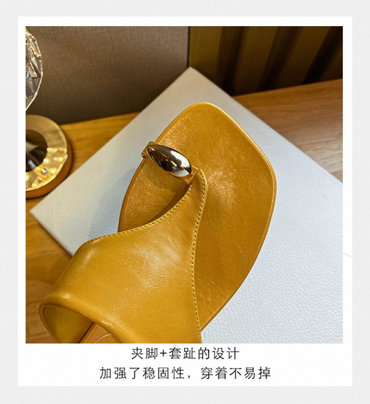 Dép sandal nữ quai ngang xỏ ngón mũi vuông đế bằng — Màu trắng, Màu vàng, Màu đen chi tiết 12