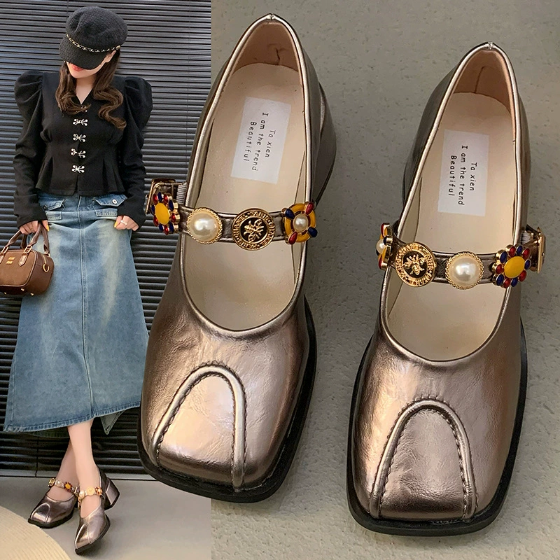 Французские нишевые туфли с толстыми каблуками и мягкой кожей