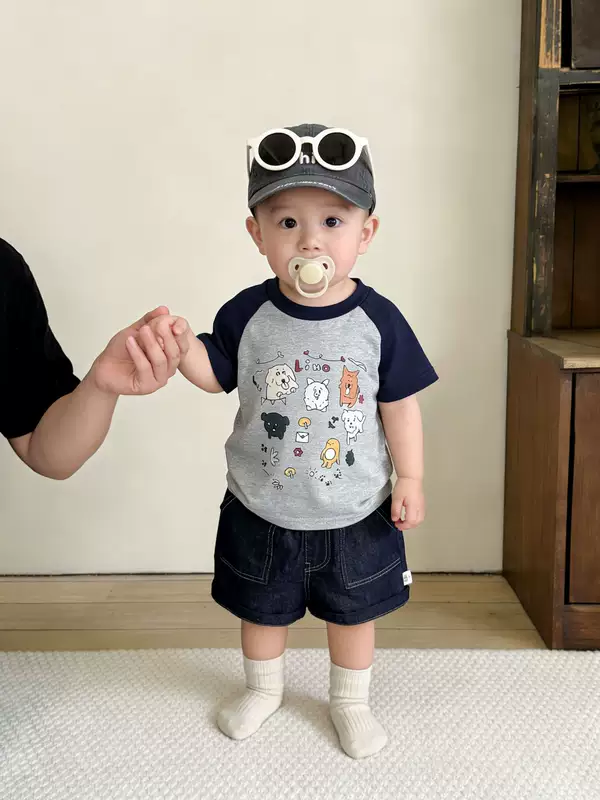 Super Korean Baby Clothes Summer Set for Boys, Stylish Cartoon Print Short-Sleeved T-Shirt and Casual Jeans Two-Piece Set