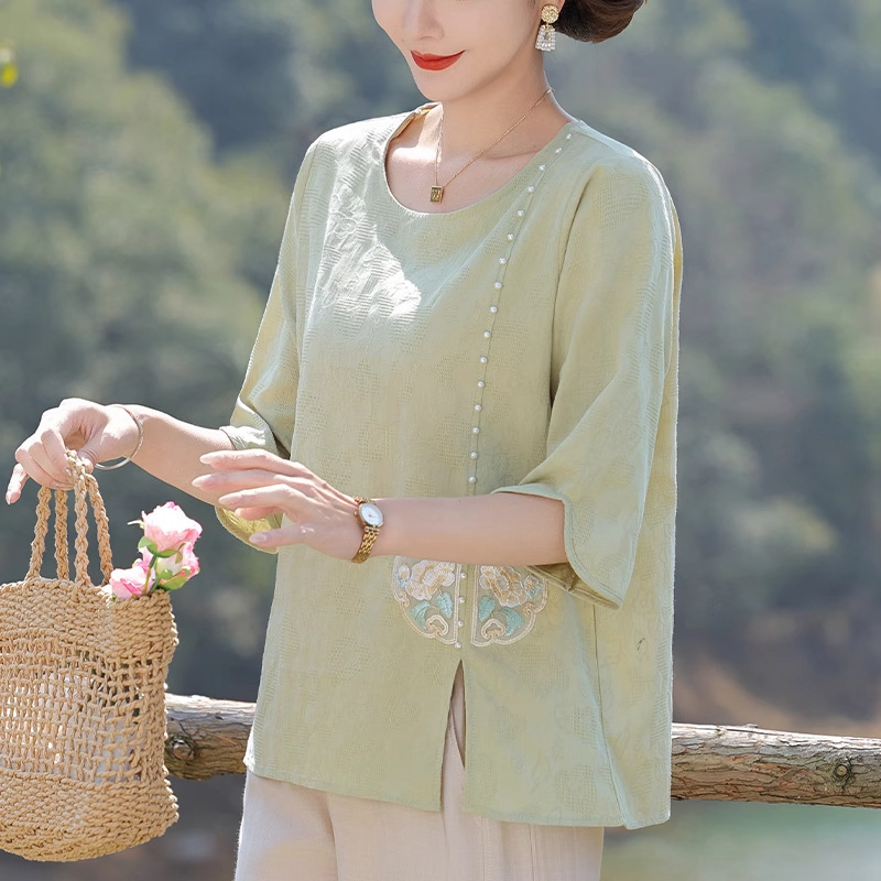 若い母親の夏服、おしゃれなTシャツ、半袖、中高年女性の国民風トップス、カジュアルなゆったりスーツ|undefined