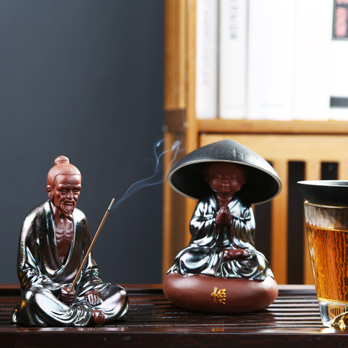 Creative Home-Use Kung Fu Tea Set Accessory: Ceramic Tea Filter, Tea Strainer, Leaf Mesh, and Zisha Figure Decorations
