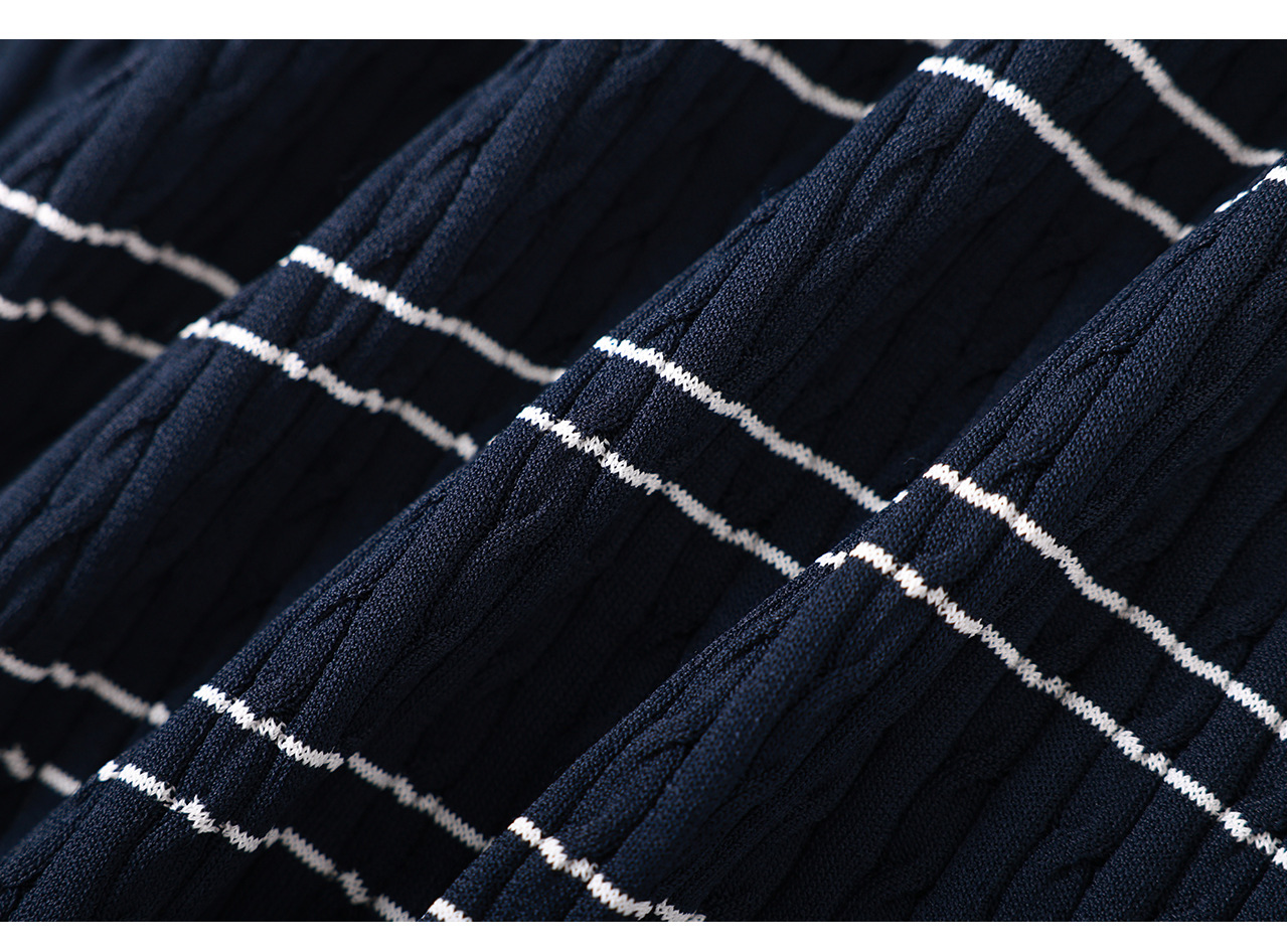 Áo thun dệt kim tay ngắn cổ tròn họa tiết sọc vintage nữ — màu xanh navy chi tiết 32