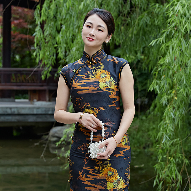 Black modified cheongsam mulberry silk red cloud gauze dignified elegant intellectual retro style long shoulder sleeve cheongsam