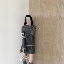 TB春秋季新款针织圆领嵌花毛衣显瘦女款休闲百搭大鹅嵌花毛衣