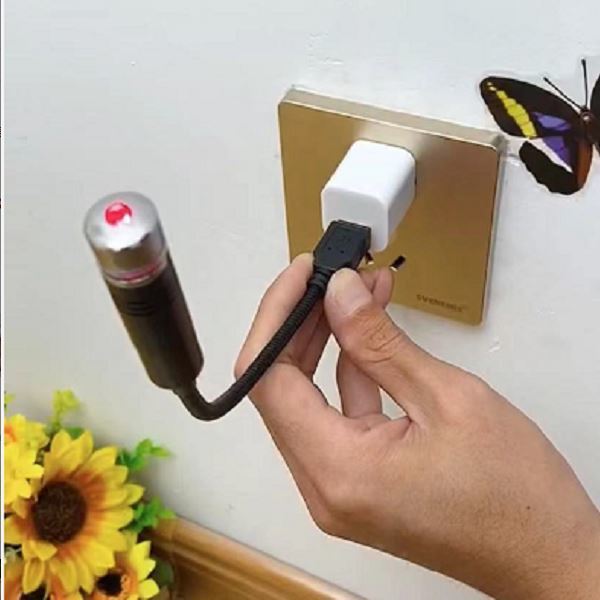 붉은 별이 빛나는 하늘 빛 패턴