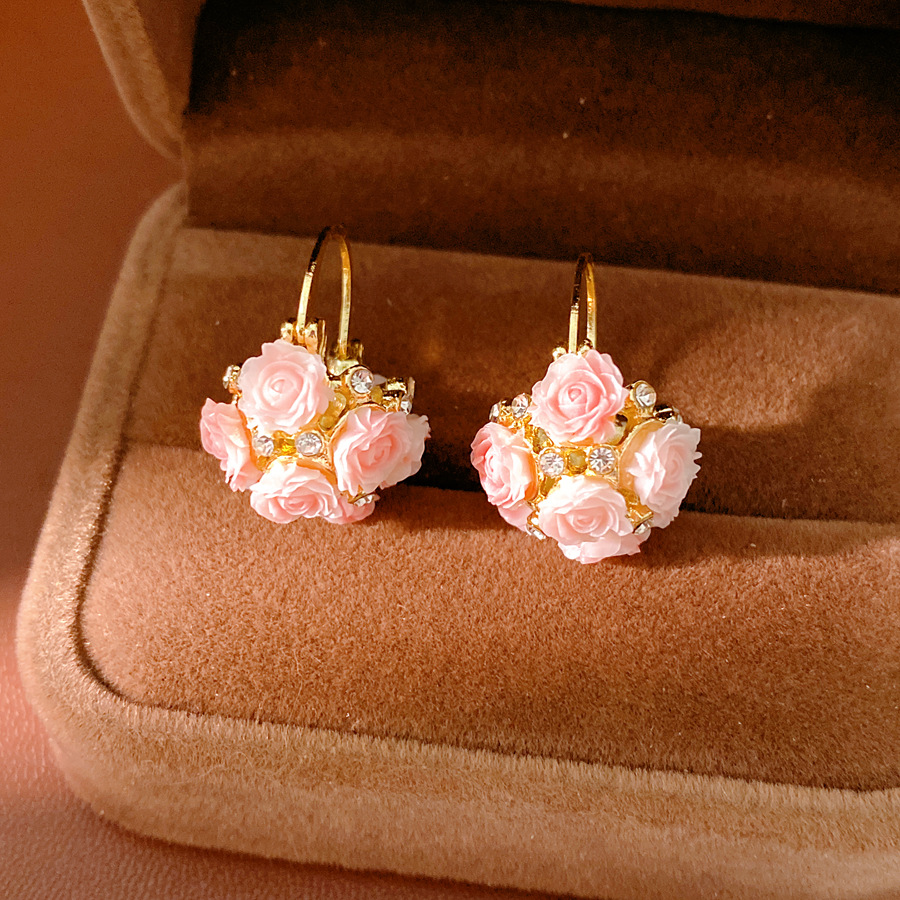Oreja abrochada - dorada - Rosa