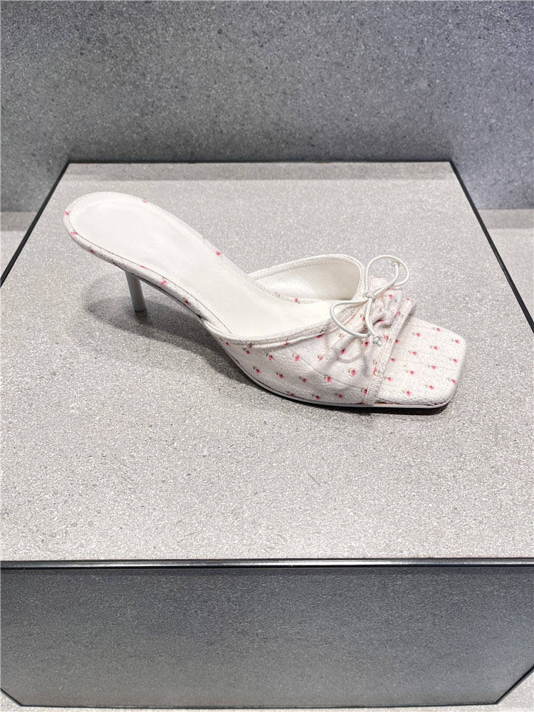 CHELTS & KALTH2025 verano nuevo estilo 60280476-1 bowknot pliegues zapatillas de tacón de aguja sandalias de tacón alto