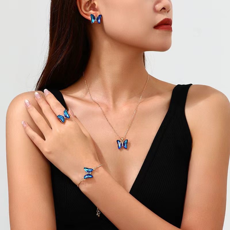 Ventas transfronterizas calientes coloridas 3 piezas de aretes collar anillo de moda europea y americana mariposa elegante collar de diamantes para mujeres image 3