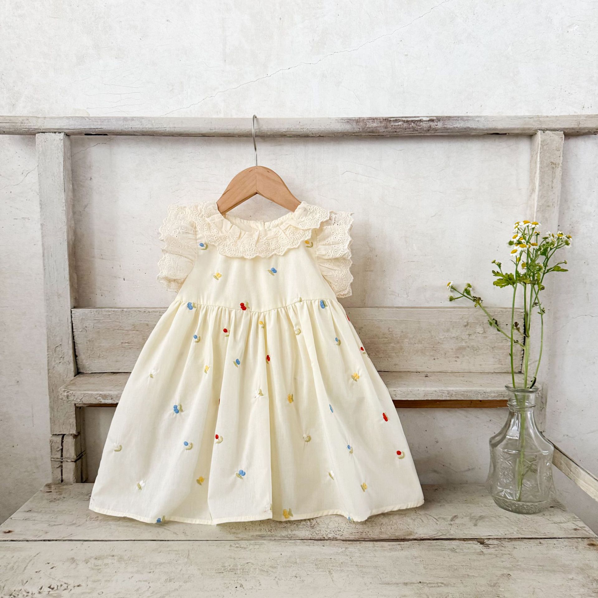 Ins falda de chaleco de encaje sin mangas bordado de algodón para niñas coreanas vestido casual de moda de todo fósforo de verano