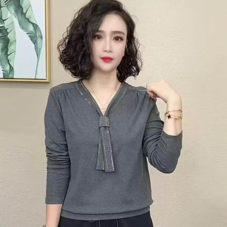 一件代发直播爆款2025春秋季新款妈妈装V领长袖T恤女上衣打底小衫|undefined