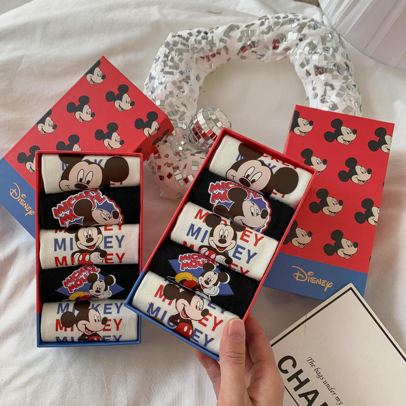 Mickey Mouse Short Socks, Black and White Mixed Colors, Versatile Ins-Style Cotton Couple Socks, Women's Socks, Couple Style Short Socks