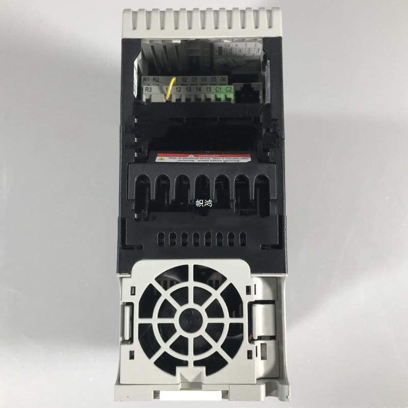 原装AB罗克韦尔25B-D4P0N104，1.5KW变频器美国电工电气三相低压
