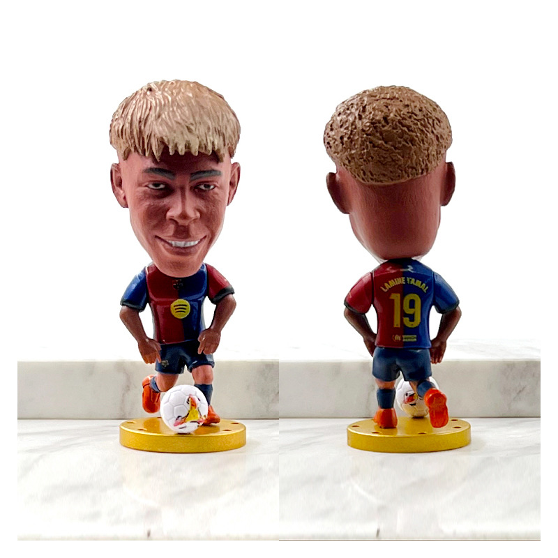 Barcelona-No. 19 Blonde Yamal