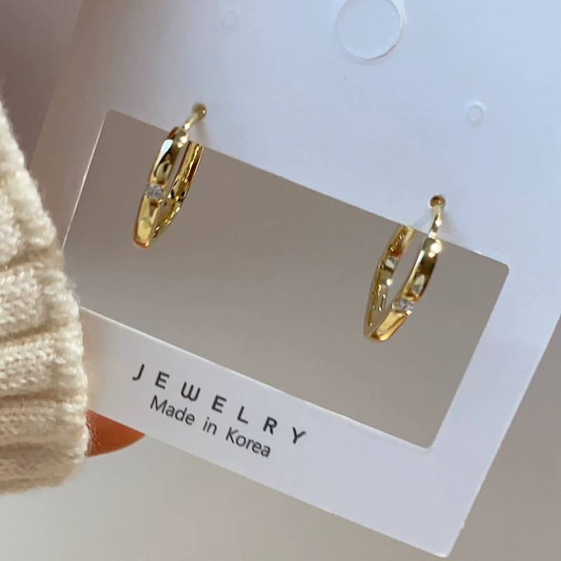 Металлические серьги, стиль light luxury, интернет-звезда