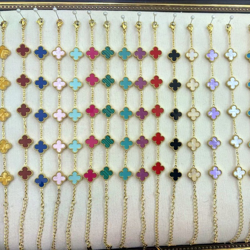 Four-Leaf Clover Bracelet, Light Luxury and High-End Style, Popular European and American Style, Wholesale Jewelry Accessories, Fashionable Hand Accessories, Women's Jewelry Manufacturer Four-Leaf Clover Bracelet, Light Luxury and High-End Style, Popular European and American Style, Wholesale Jewelry Accessories, Fashionable Hand Accessories, Women's Jewelry Manufacturer