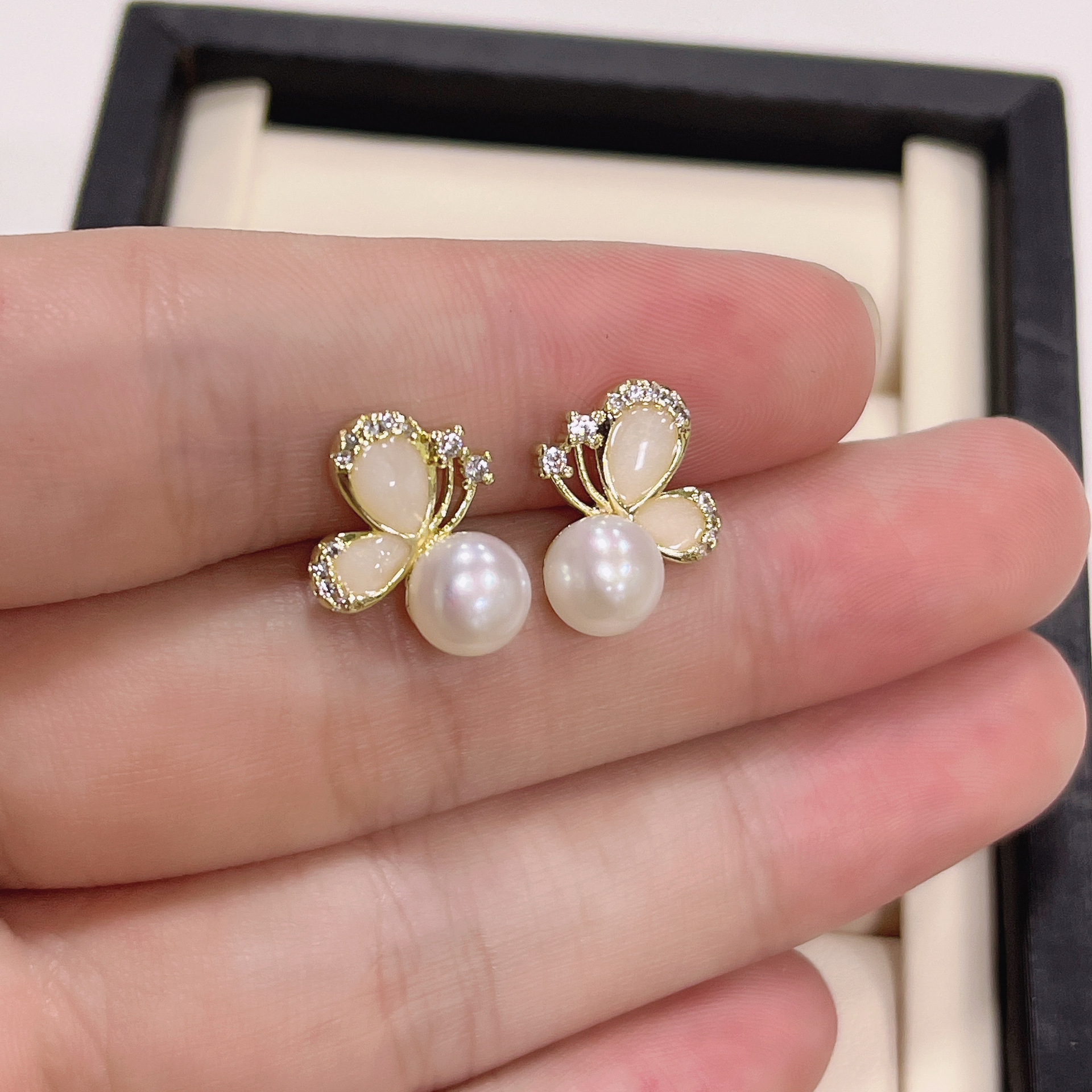 ʱ�־��Ƕ��ڴ��������ſ� ��־��14Kע�����뵭ˮ���������׹