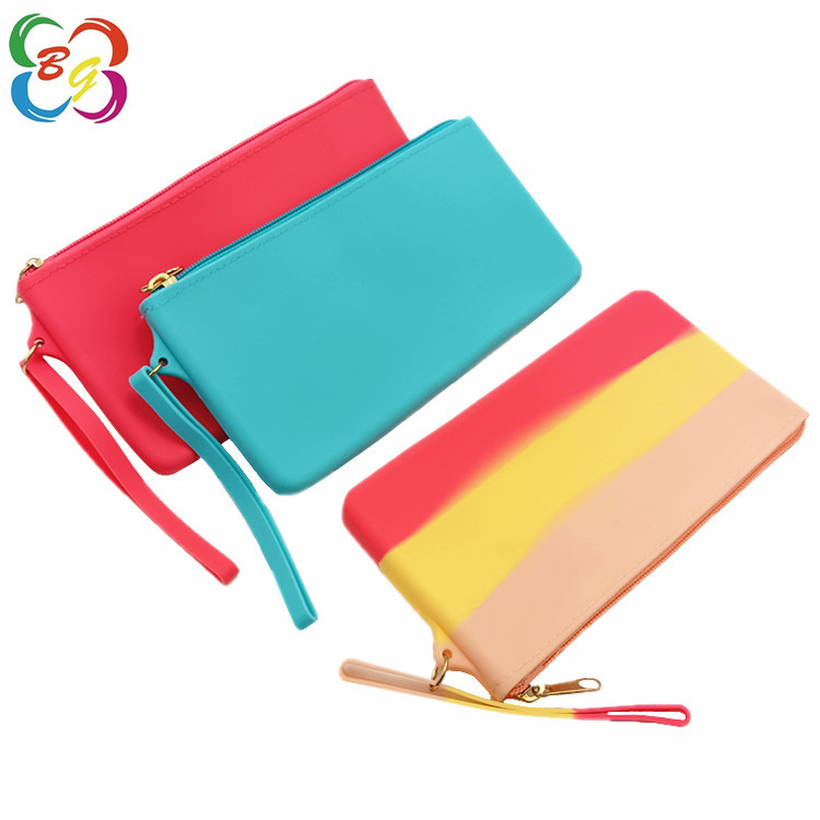 Bolsa de almacenamiento de silicona de gran capacidad de alto aspecto bolsa de cosméticos de cremallera multifuncional portátil cuadrada con impresión de logotipo