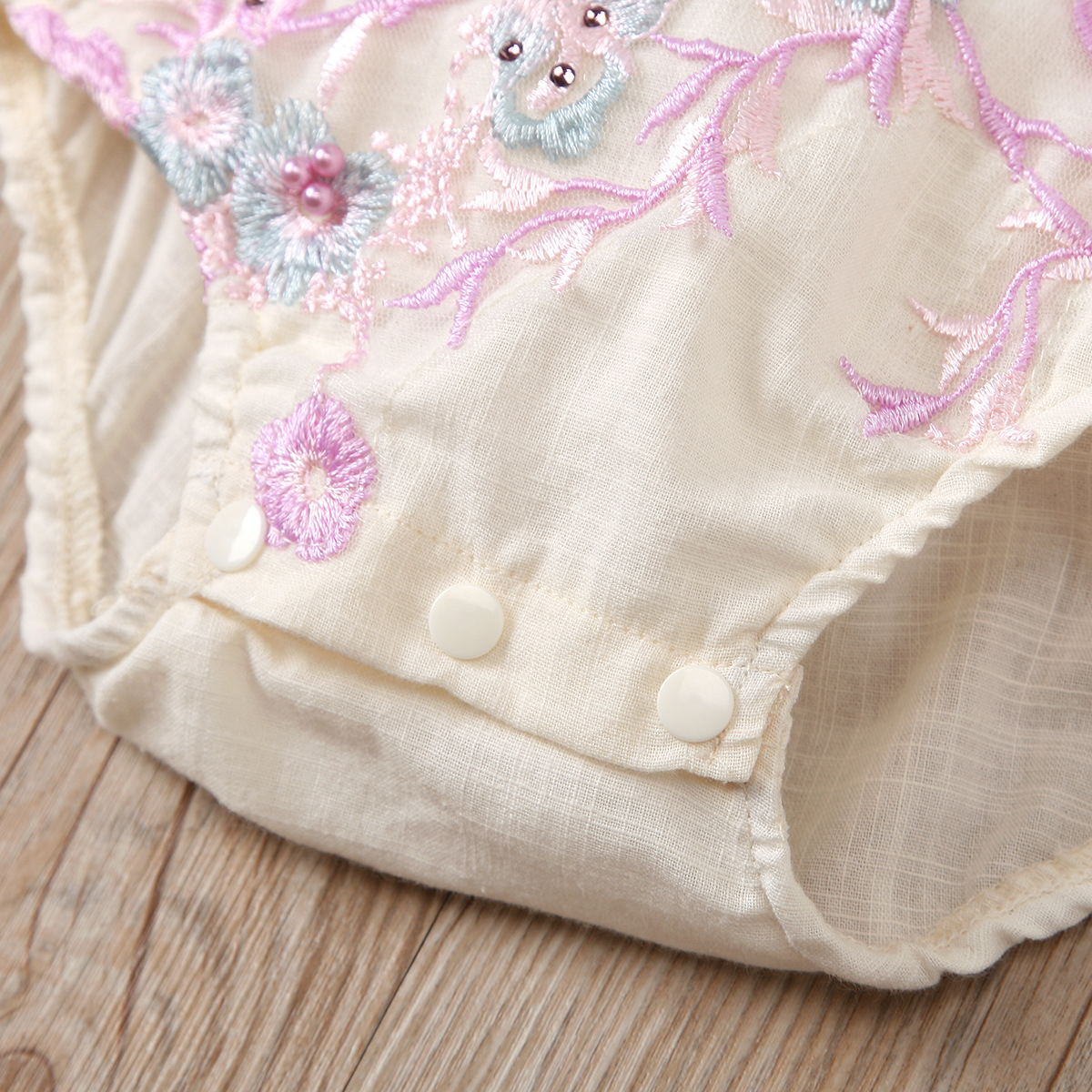 Children's Tether Lace Embroidered Beaded Triangle Crawl Baby Jumpsuit Wholesale Nihaojewelry display picture 5