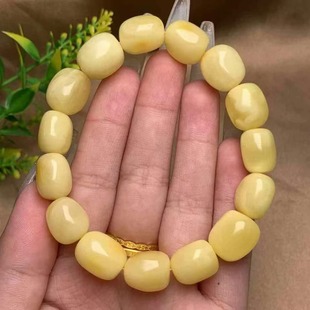 Natural Beeswax White Flower Bracelet with Rich and Full Wax, Single Circle Bracelet, Regular Shape, Cultural Toy Accessories Wholesale