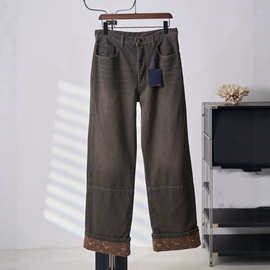现货高版本驴家早秋新款字母提花口袋刺绣军绿老花卷边折脚牛仔裤